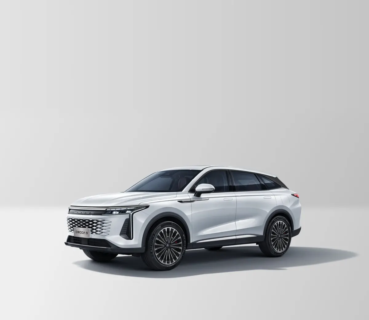 OMODA 9 PHEV